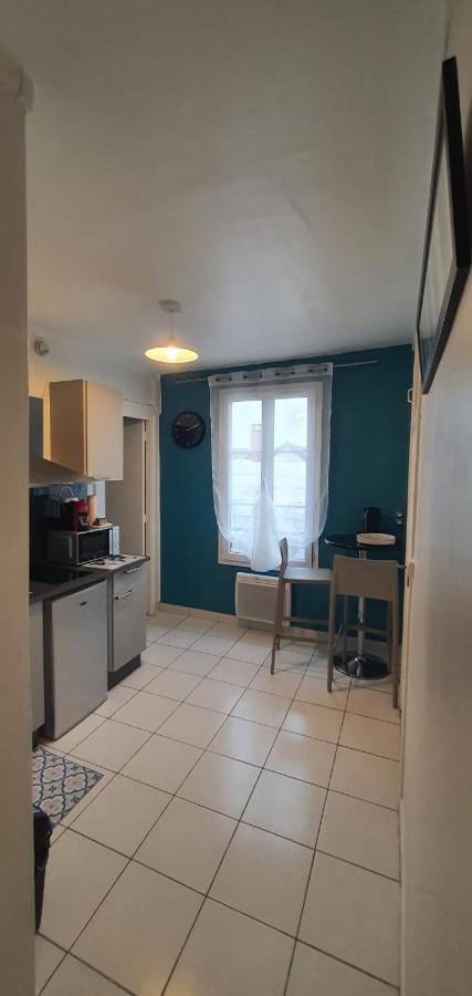 Appart Cosy Idealement Situe Gennevilliers Exterior photo